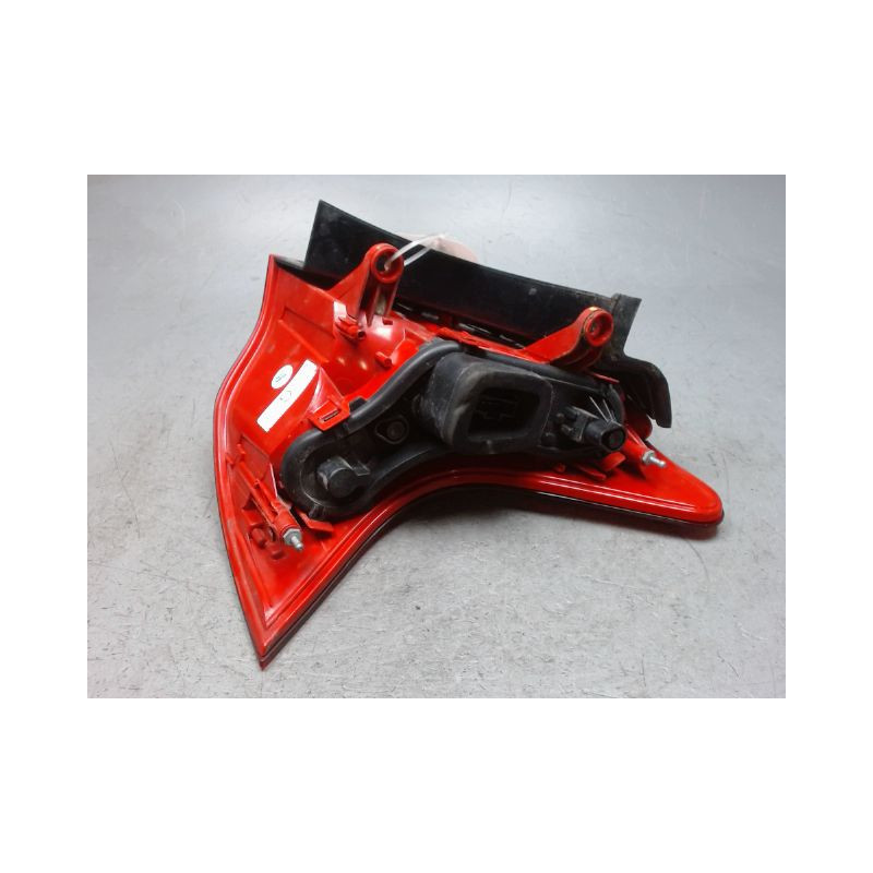 FEU ARRIERE GAUCHE  PEUGEOT 3008 2009-