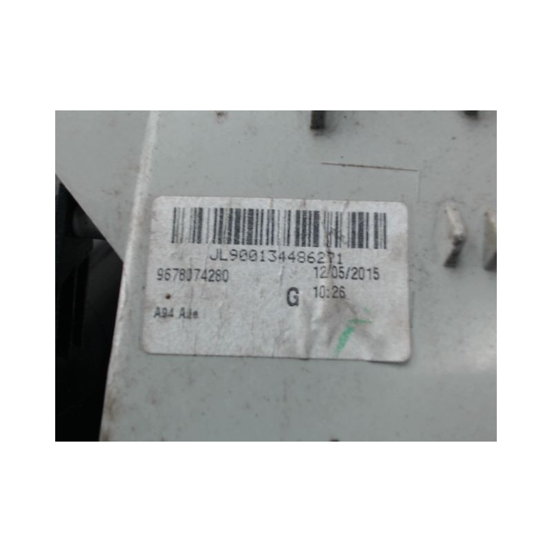 FEU ARRIERE GAUCHE  PEUGEOT 2008