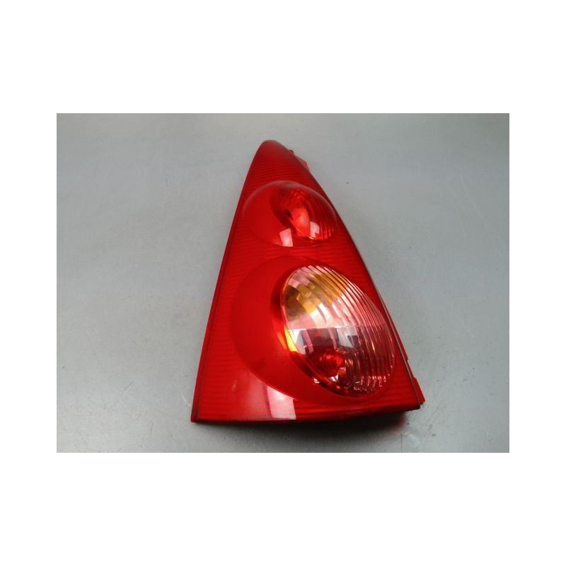 FEU ARRIERE GAUCHE  PEUGEOT 107 Phase 2 2009-2012