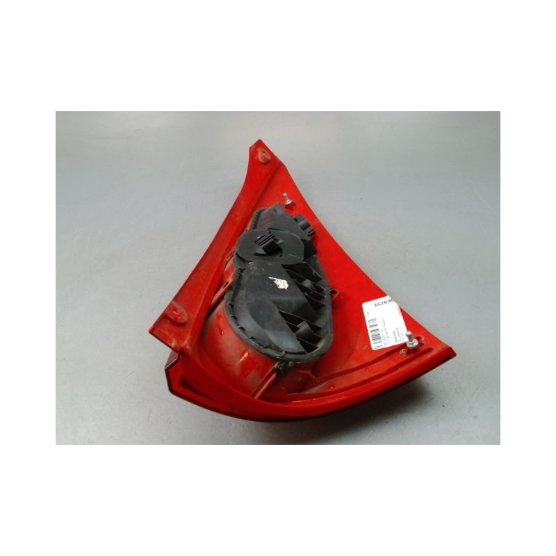 FEU ARRIERE GAUCHE  PEUGEOT 107 Phase 2 2009-2012