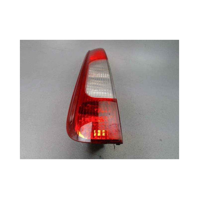 FEU ARRIERE GAUCHE  FORD FOCUS CMAX MONOSP. I Phase 1 2003-2007
