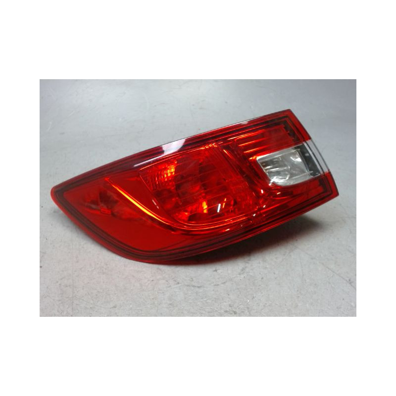 FEU ARRIERE GAUCHE  RENAULT CLIO IV 2012-