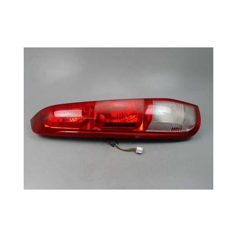 FEU ARRIERE GAUCHE  NISSAN X-TRAIL BREAK I Phase 1 2001-2003
