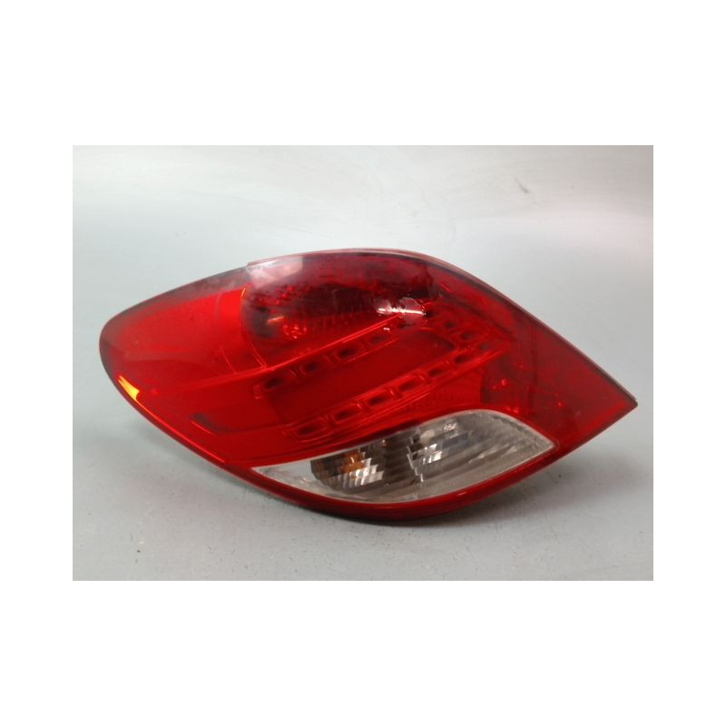 FEU ARRIERE GAUCHE  PEUGEOT 207 2006-2013