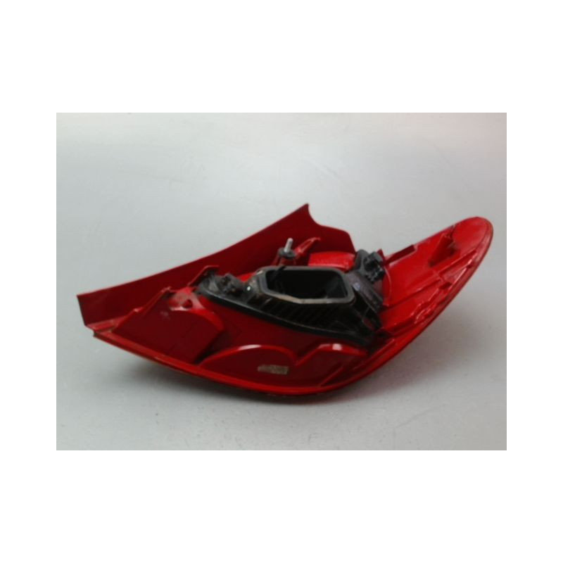 FEU ARRIERE GAUCHE  PEUGEOT 207 2006-2013