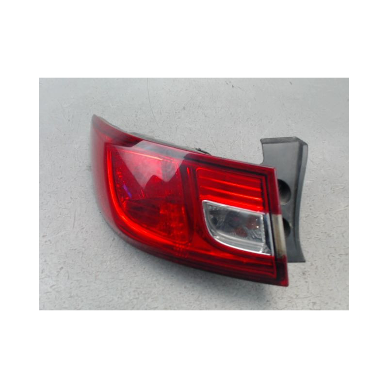 FEU ARRIERE GAUCHE  RENAULT CLIO