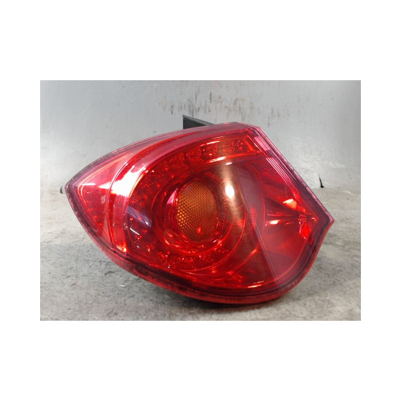 FEU ARRIERE GAUCHE  ALFA ROMEO GUILIETTA 2010-