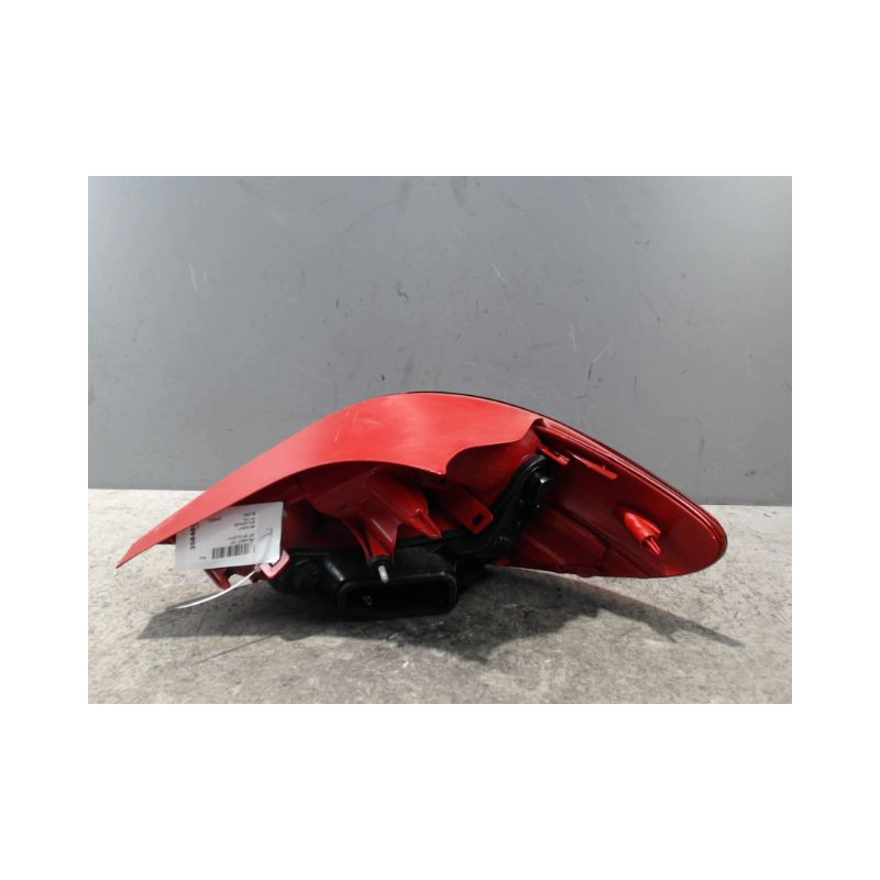 FEU ARRIERE GAUCHE  PEUGEOT 207 2011-