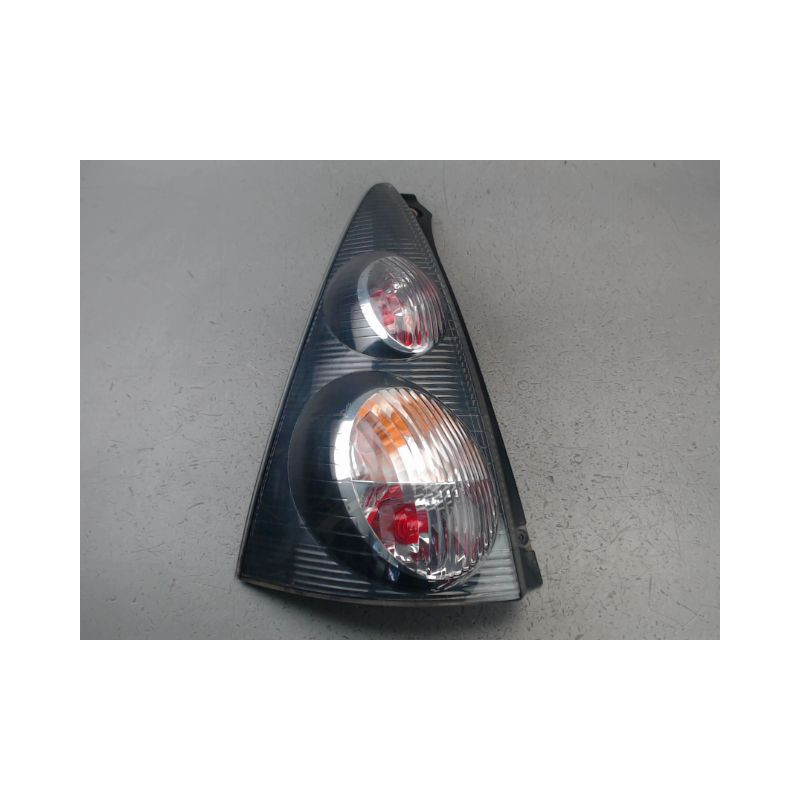 FEU ARRIERE GAUCHE  CITROEN C1