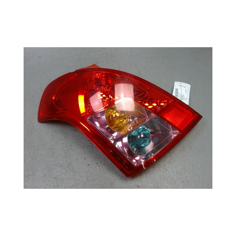 FEU ARRIERE GAUCHE  SUZUKI SWIFT 3P