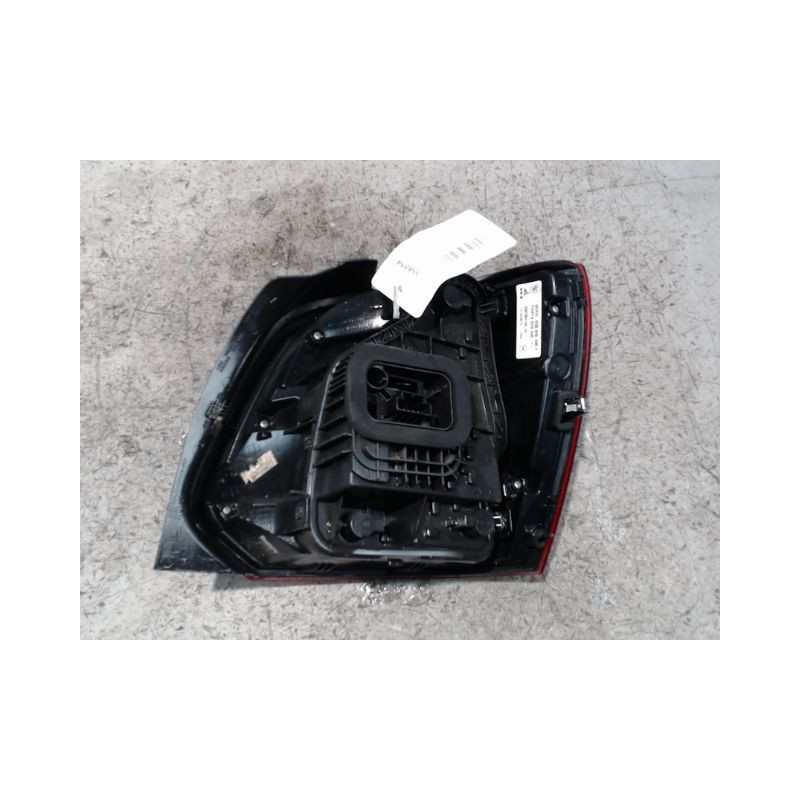 FEU ARRIERE GAUCHE  VOLKSWAGEN POLO 2009-