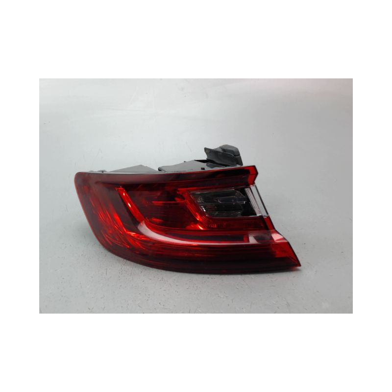 FEU ARRIERE GAUCHE  RENAULT MEGANE IV PHASE 1 2015-