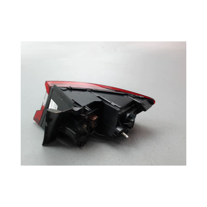 FEU ARRIERE GAUCHE  RENAULT MEGANE IV PHASE 1 2015-