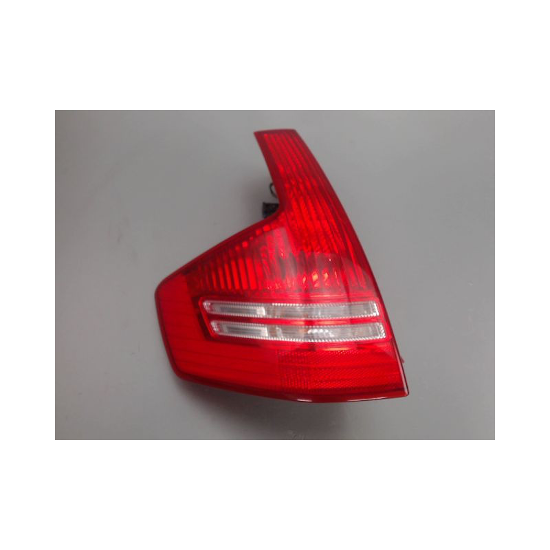 FEU ARRIERE GAUCHE  CITROEN C4