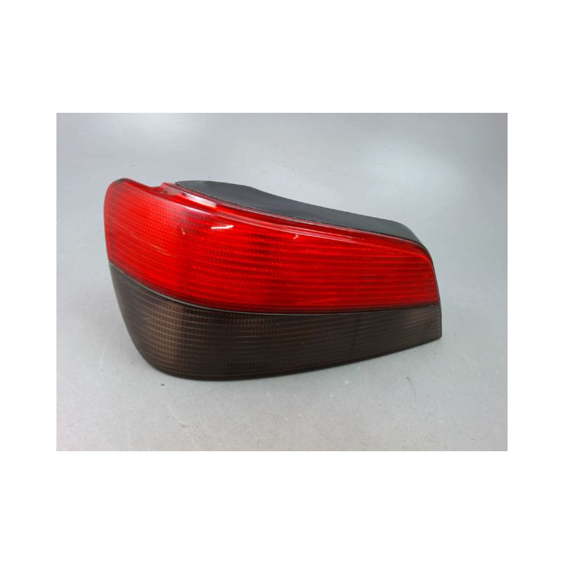 FEU ARRIERE GAUCHE  PEUGEOT 306 Phase 2 1997-2001