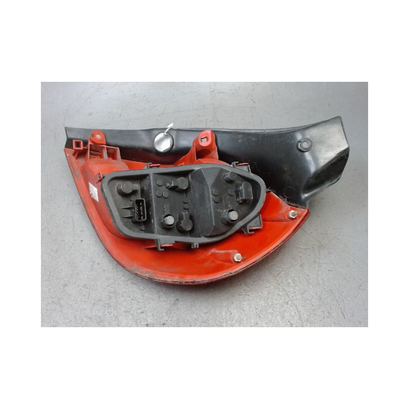 FEU ARRIERE GAUCHE  RENAULT CLIO III 2005-