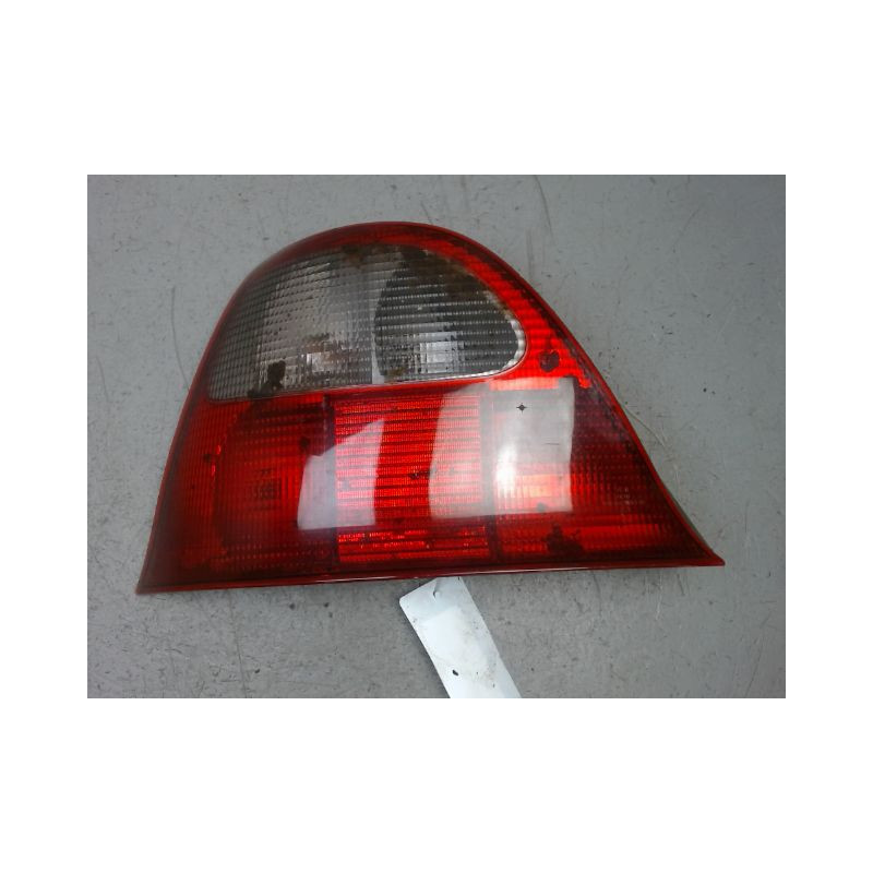 FEU ARRIERE GAUCHE  ROVER 25 2000-2004