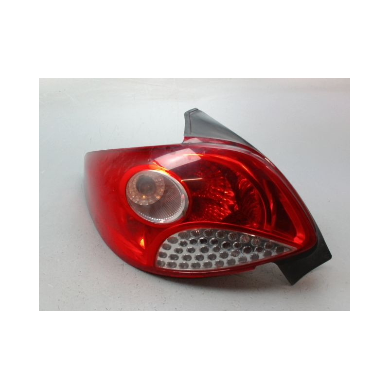 FEU ARRIERE GAUCHE  PEUGEOT 206 + 2009-2013
