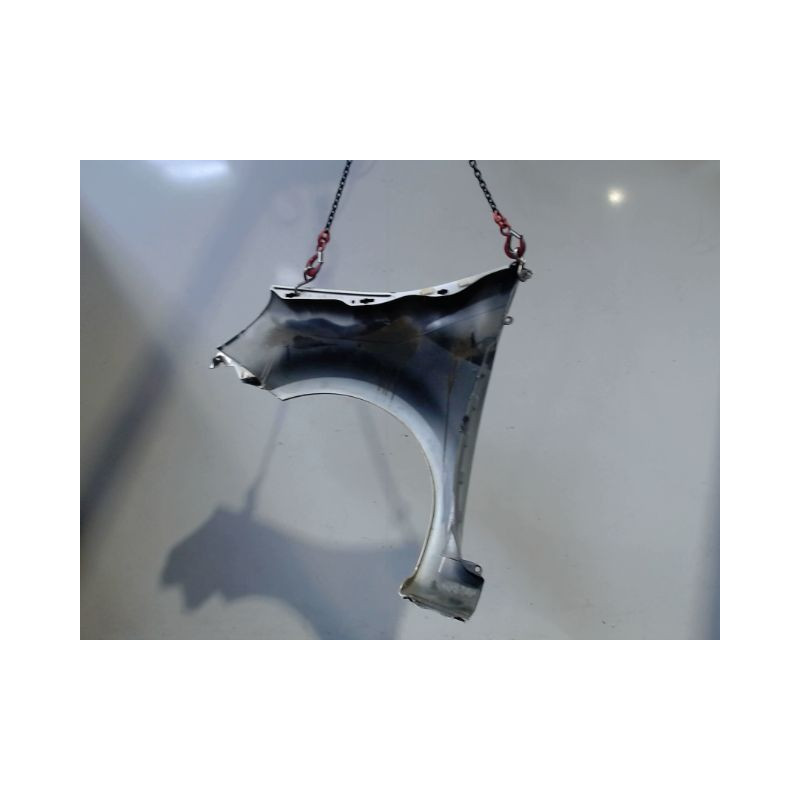 AILE AVANT DROIT RENAULT MODUS LONGUE 2008-