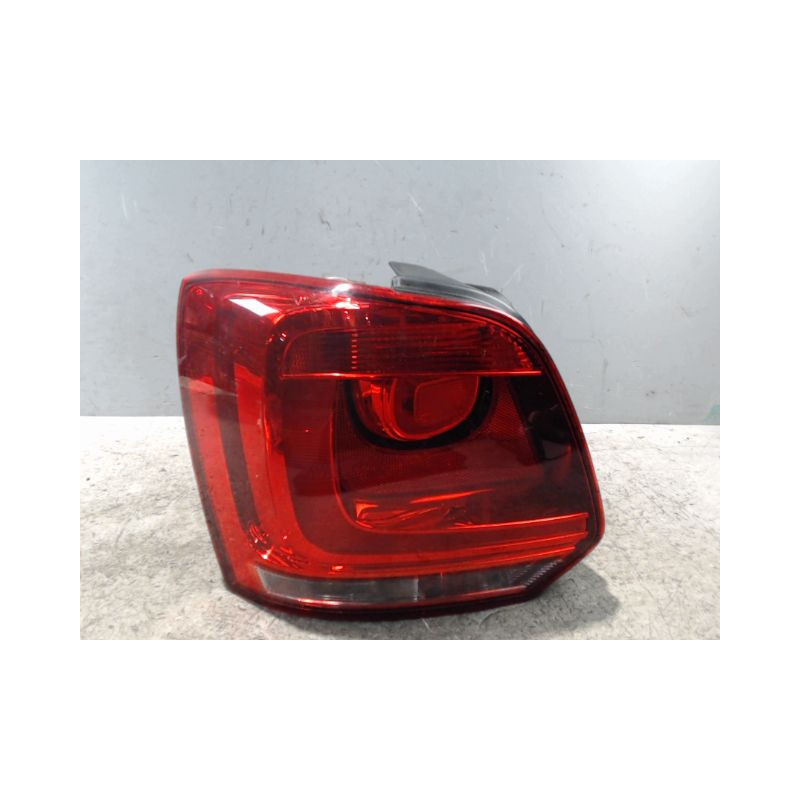 FEU ARRIERE GAUCHE  VOLKSWAGEN POLO 2009-