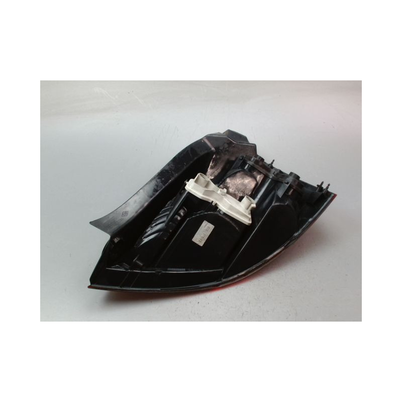 FEU ARRIERE GAUCHE  RENAULT MEGANE II Phase 1 2002-2005