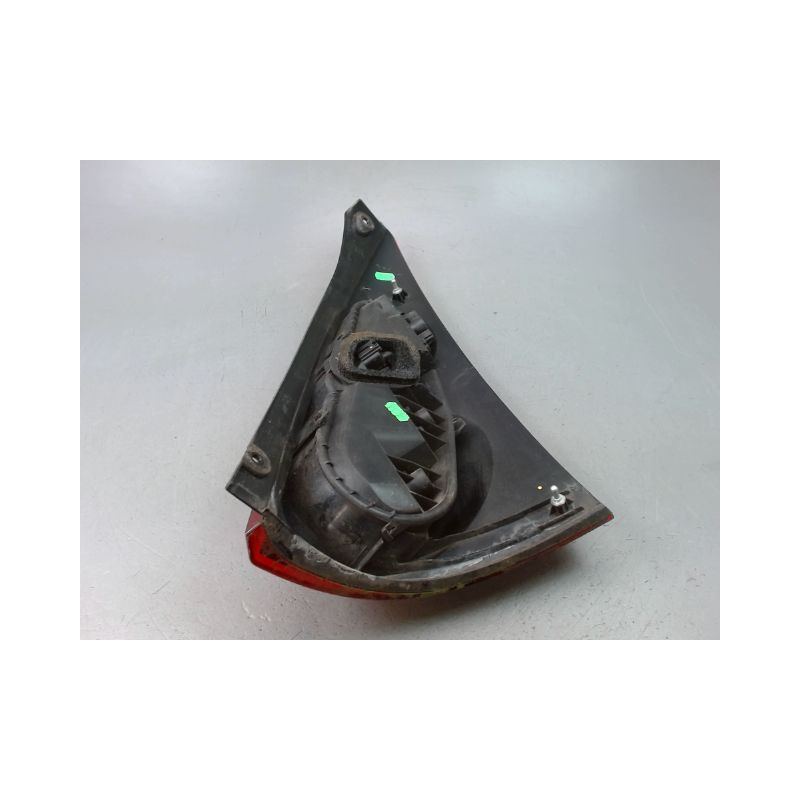 FEU ARRIERE GAUCHE  PEUGEOT 107 Phase 3 2012-2014