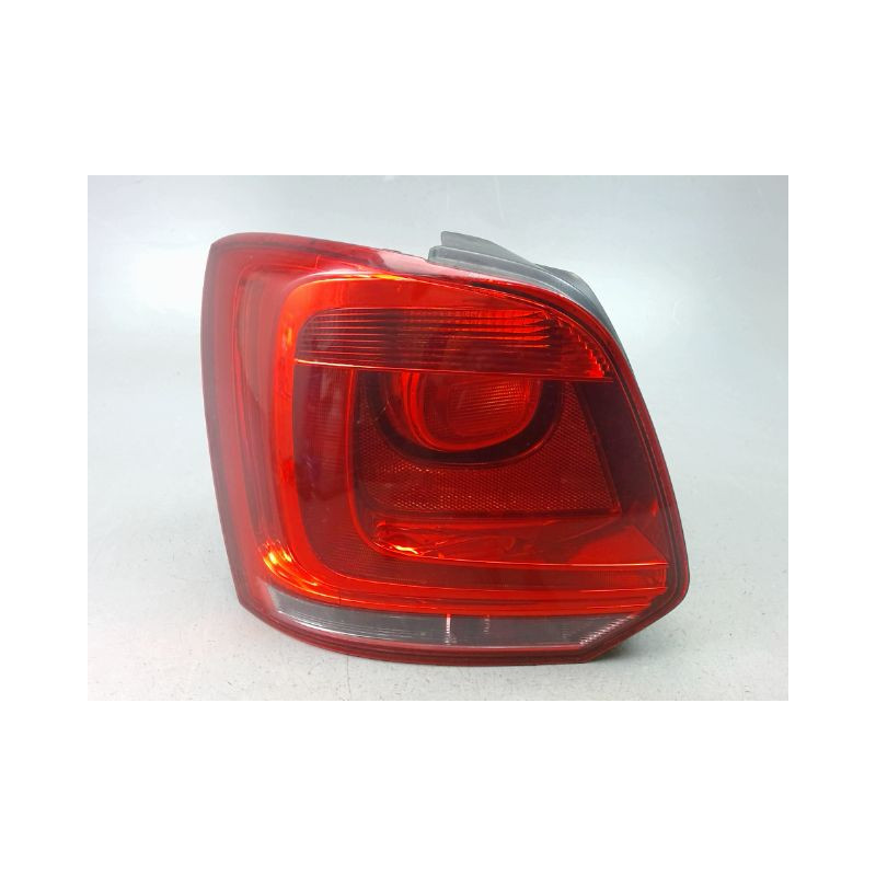 FEU ARRIERE GAUCHE  VOLKSWAGEN POLO V Phase 1 (6R) 2009-2014