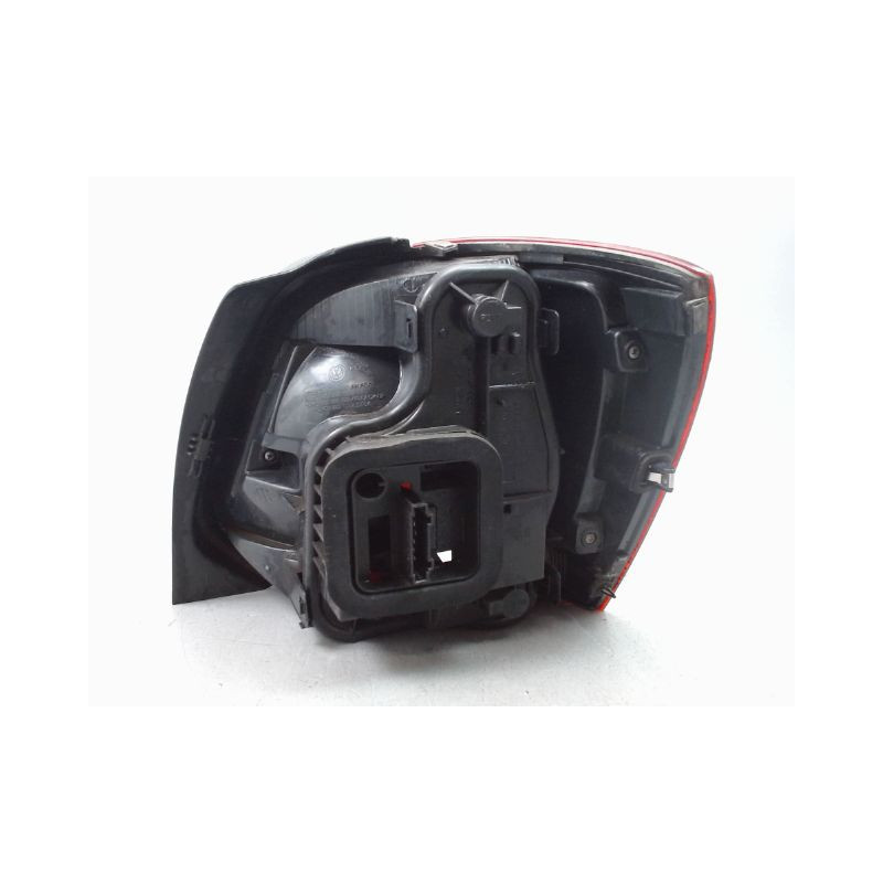 FEU ARRIERE GAUCHE  VOLKSWAGEN POLO V Phase 1 (6R) 2009-2014