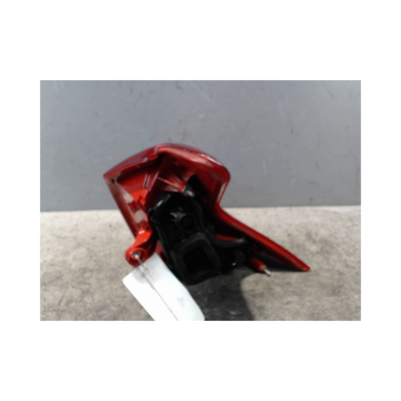 FEU ARRIERE GAUCHE  PEUGEOT 3008 2009-