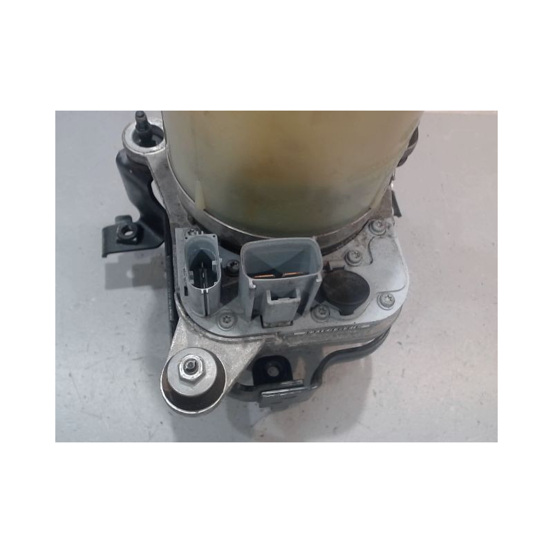 POMPE DIRECTION ASSISTEE FORD KUGA
