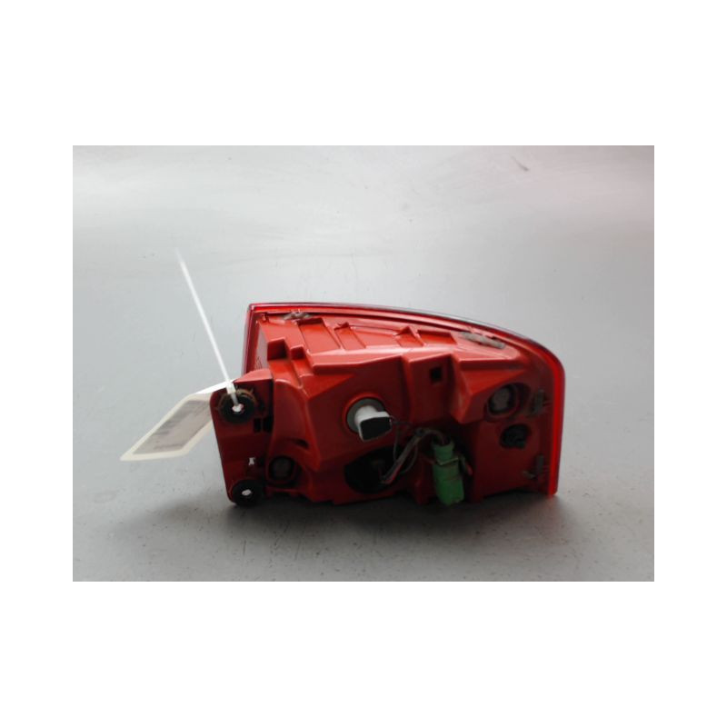 FEU ARRIERE GAUCHE  AUDI A6 2004-
