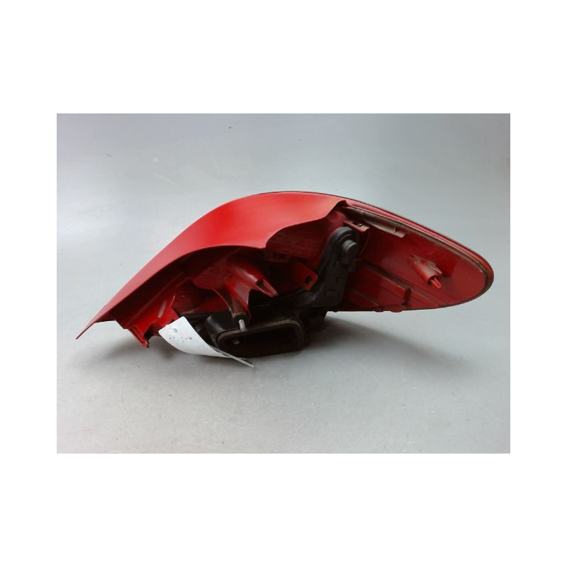 FEU ARRIERE GAUCHE  PEUGEOT 207 2006-2013