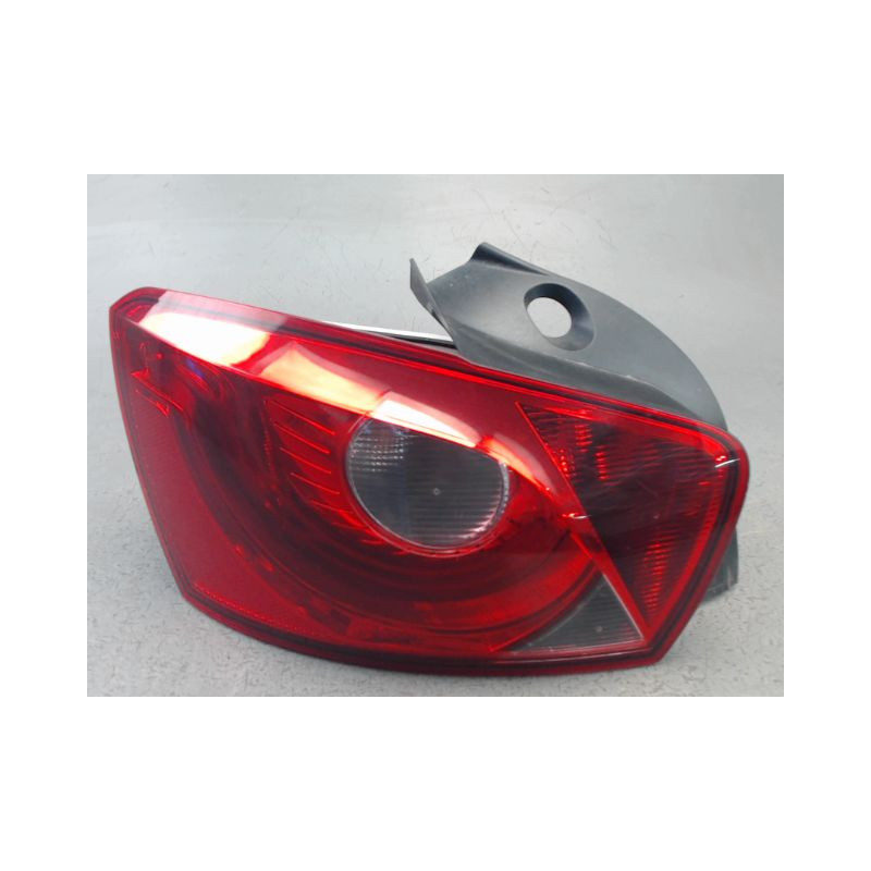 FEU ARRIERE GAUCHE  SEAT IBIZA