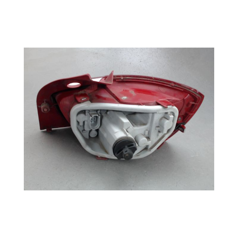 FEU ARRIERE GAUCHE  SEAT IBIZA