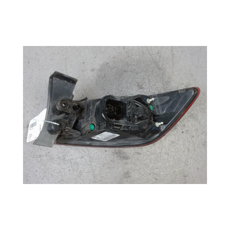 FEU ARRIERE GAUCHE  RENAULT CLIO