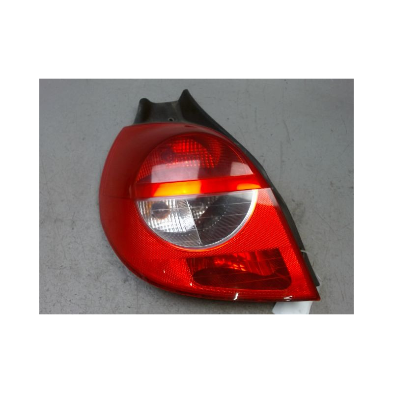 FEU ARRIERE GAUCHE  RENAULT CLIO III 2005-