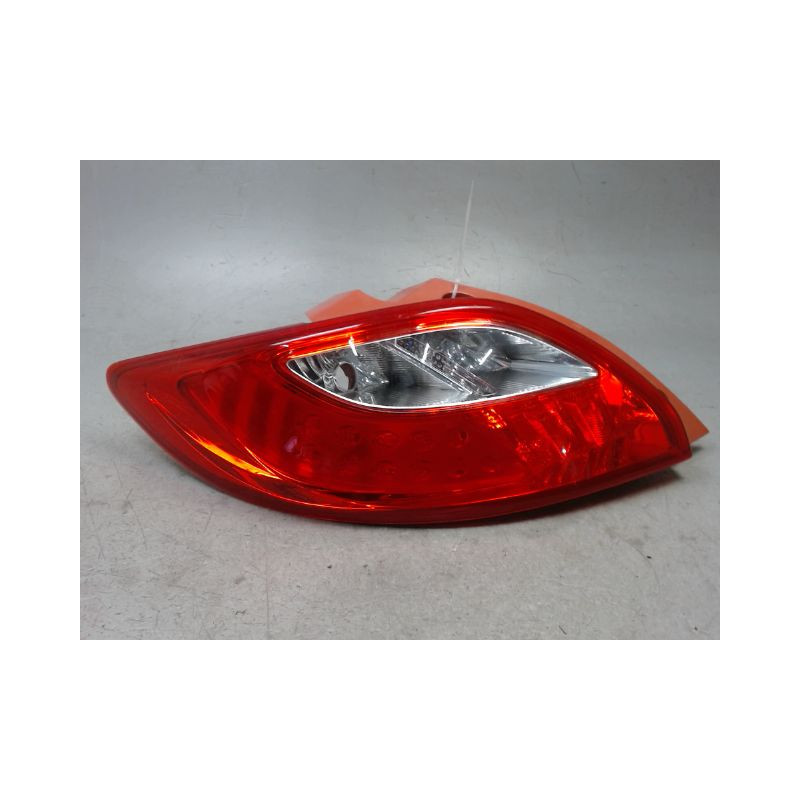 FEU ARRIERE GAUCHE  MAZDA MAZDA 2