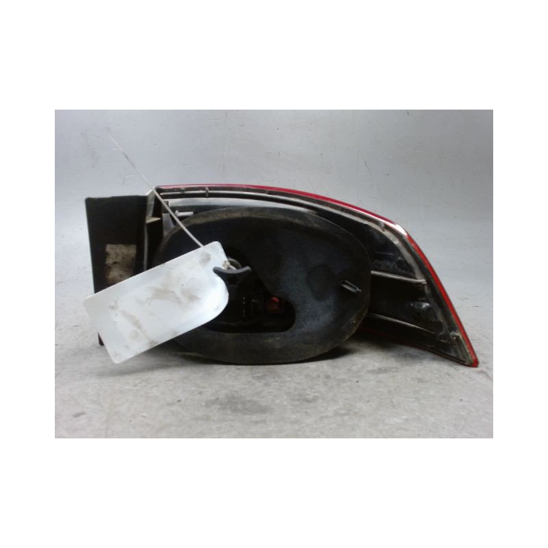 FEU ARRIERE GAUCHE  RENAULT LAGUNA II 2005-2007