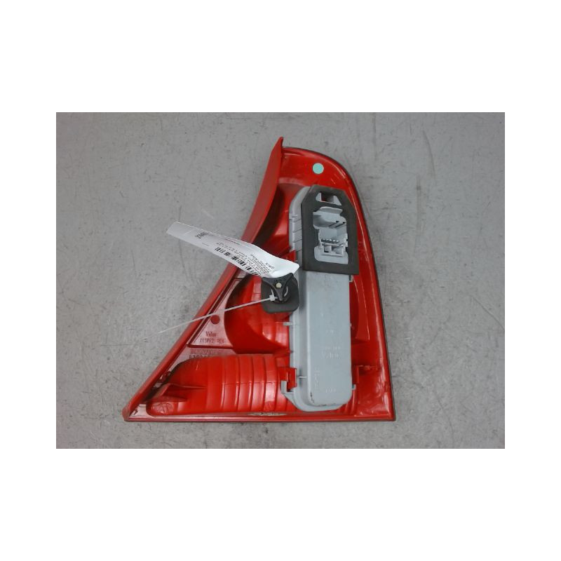FEU ARRIERE GAUCHE  RENAULT CLIO II PH.2 01-06