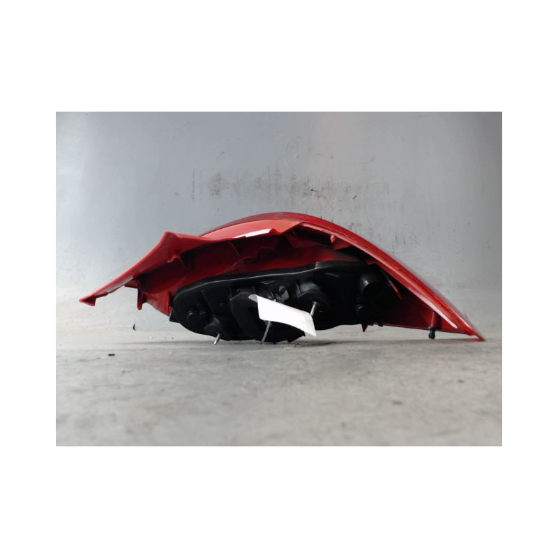 FEU ARRIERE GAUCHE  OPEL CORSA 06-09