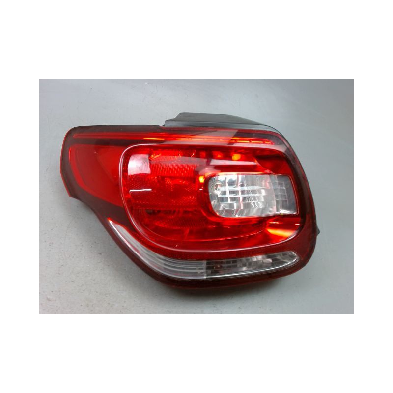 FEU ARRIERE GAUCHE  CITROEN DS3 Phase 1 (A55) 2009-2014
