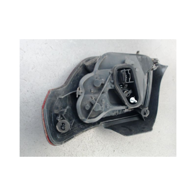 FEU ARRIERE GAUCHE  CITROEN DS3