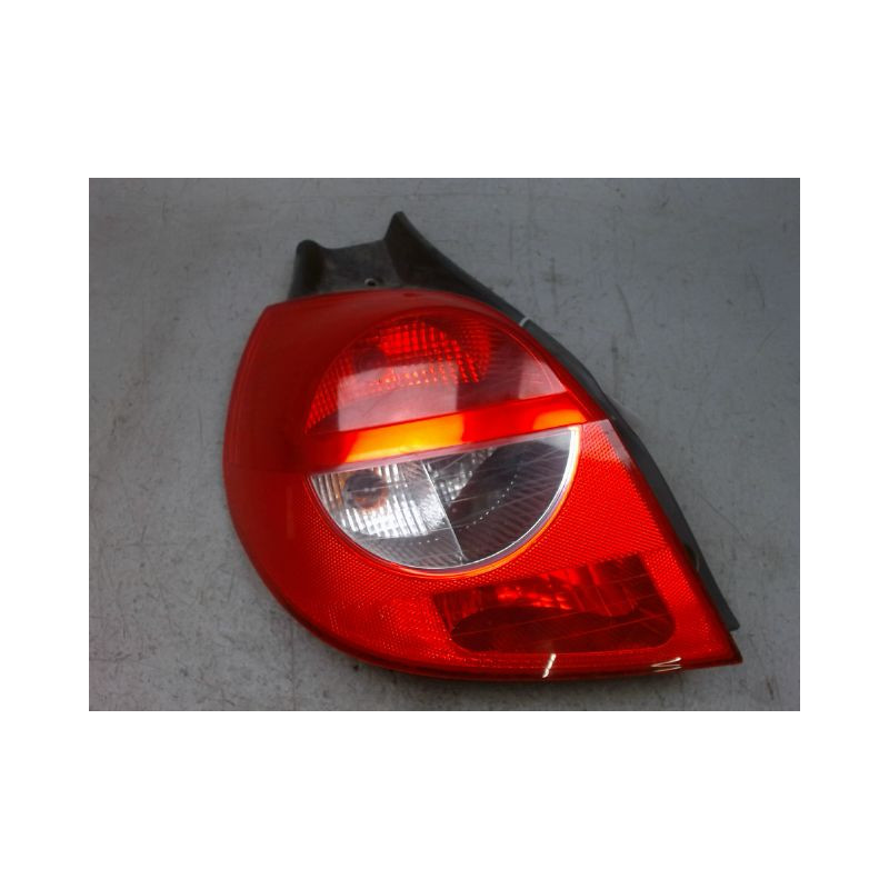 FEU ARRIERE GAUCHE  RENAULT CLIO III 2005-