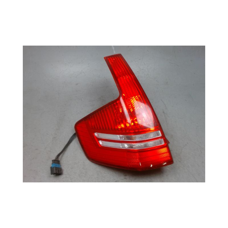 FEU ARRIERE GAUCHE  CITROEN C4 04-08