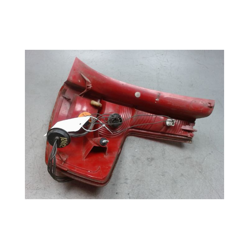 FEU ARRIERE GAUCHE  CITROEN C4 04-08