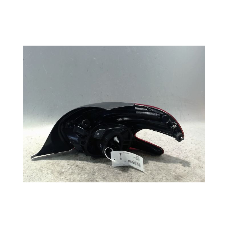 FEU ARRIERE GAUCHE  PEUGEOT 208