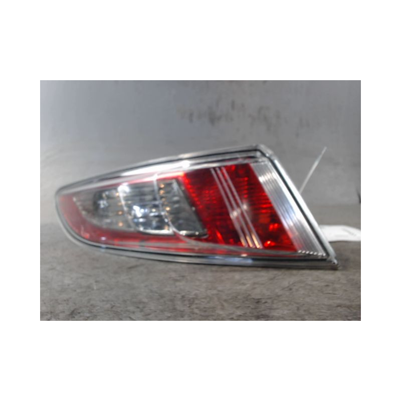 FEU ARRIERE GAUCHE  HONDA CIVIC 2004-