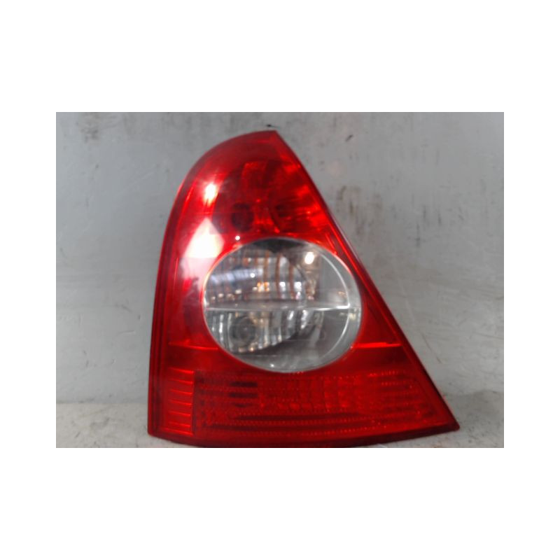 FEU ARRIERE GAUCHE  RENAULT CLIO II PH.2 01-06