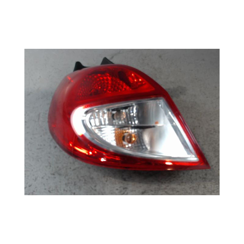 FEU ARRIERE GAUCHE  RENAULT CLIO III 2010-