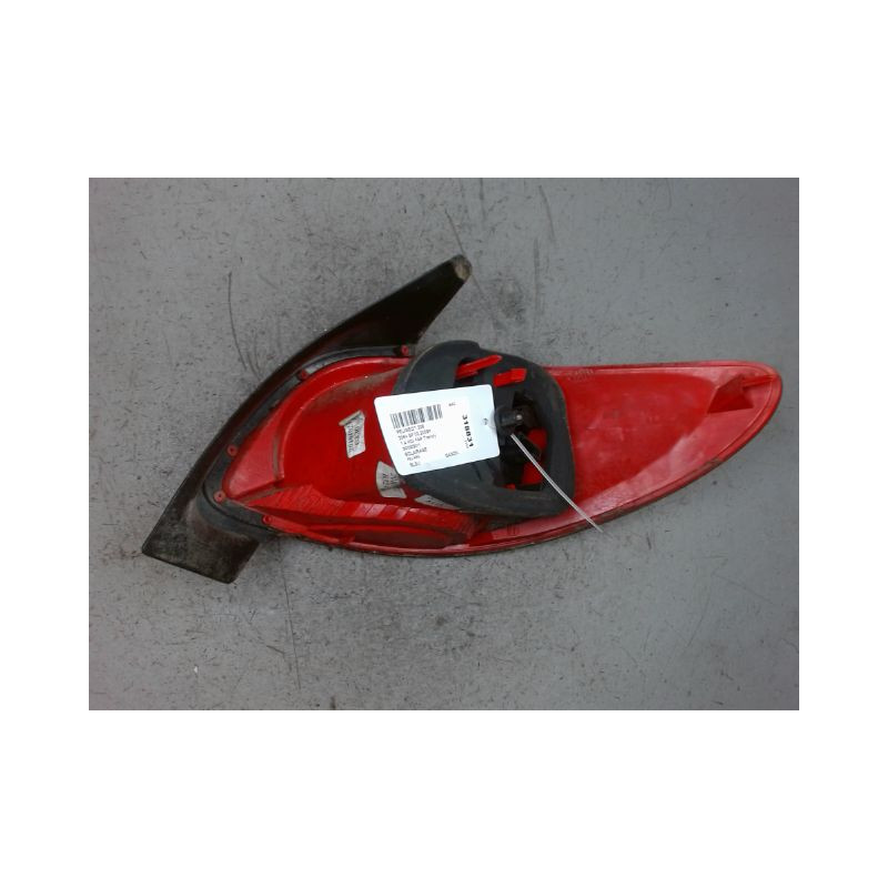 FEU ARRIERE GAUCHE  PEUGEOT 206+ 2009-